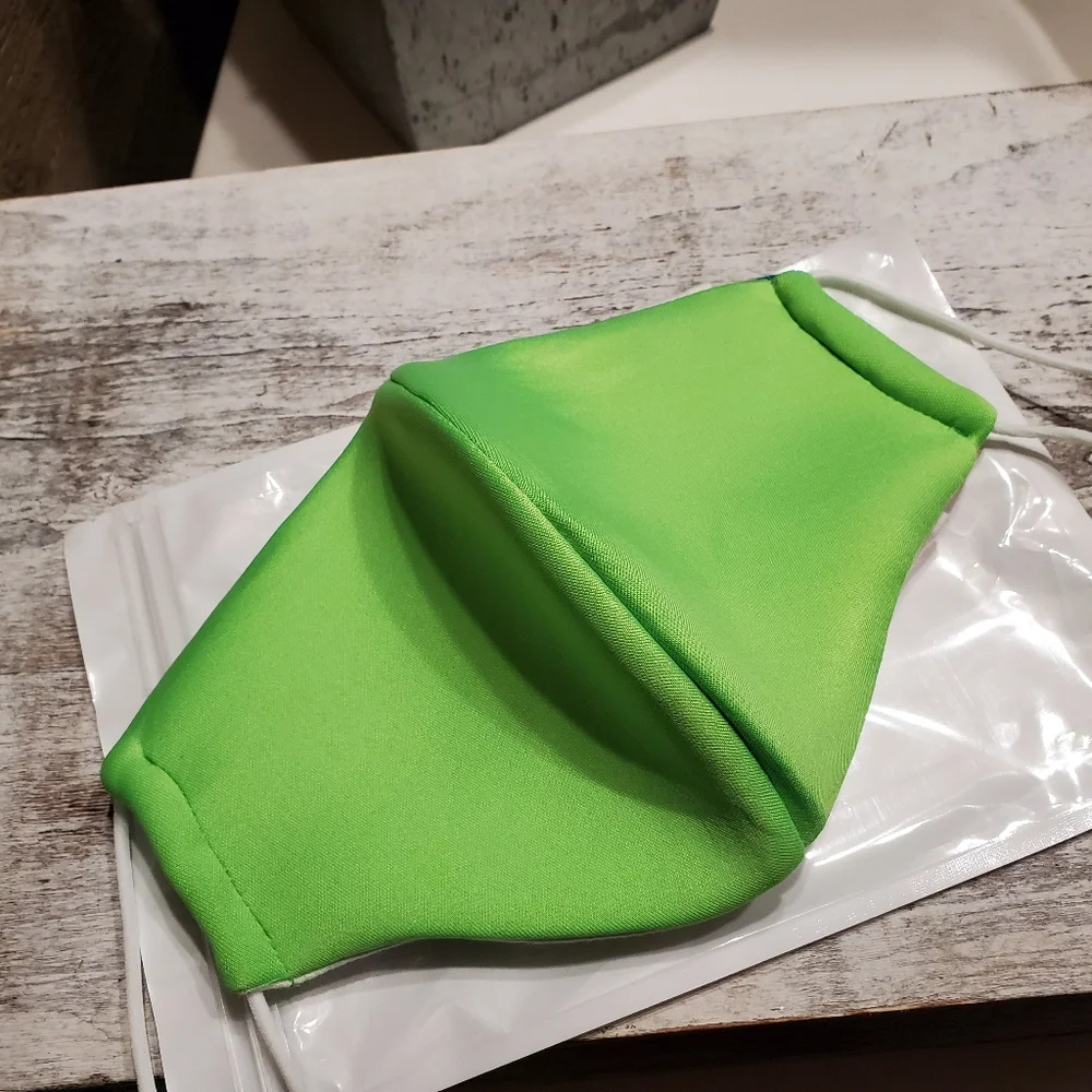 MADE IN USA 3D REUSABLE WATER RESISTANT FA…